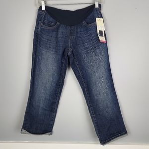 Two Hearts Maternity Capris, size medium